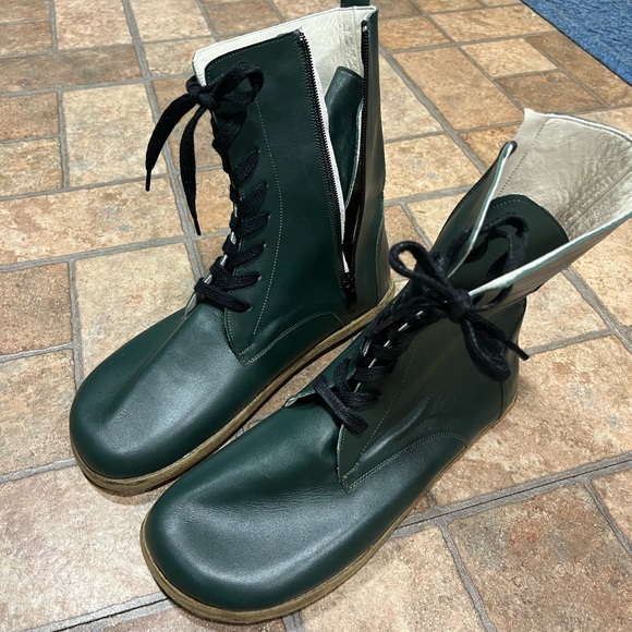 bespoky Shoes - Bespoky green leather barefoot boots